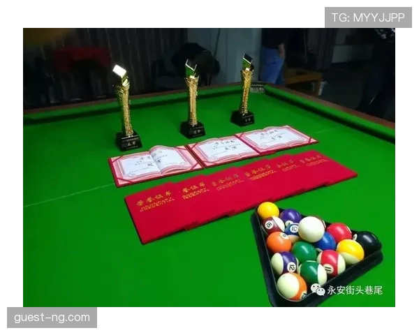 快速开球规则详解：什么情况下允许不等裁判哨声开球？